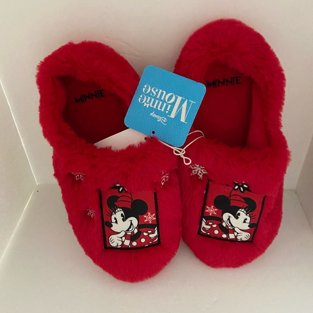 Disney Minnie Mouse Women’s Red Cozy Slippers Size 5-6